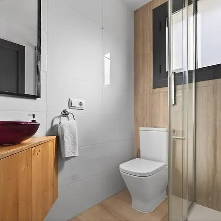 Vertice - Bright Luxury Villa *