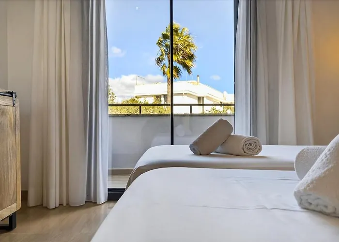 Vertice - Bright Luxury Villa *