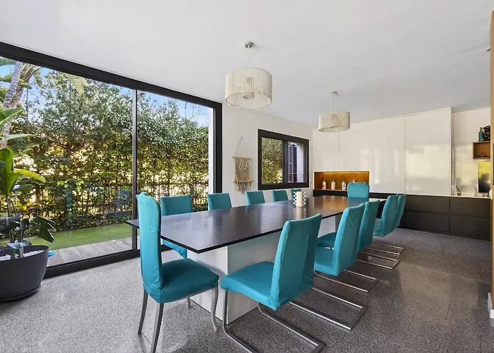 Vertice - Bright Luxury Villa *