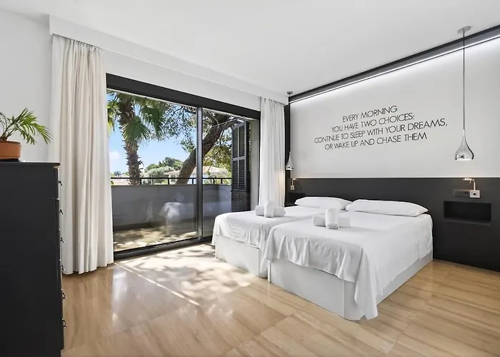 Vertice - Bright Luxury Villa Can Picafort (Mallorca)