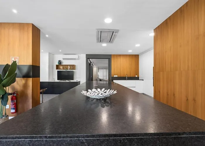 Vertice - Bright Luxury Кан-Пікафорт